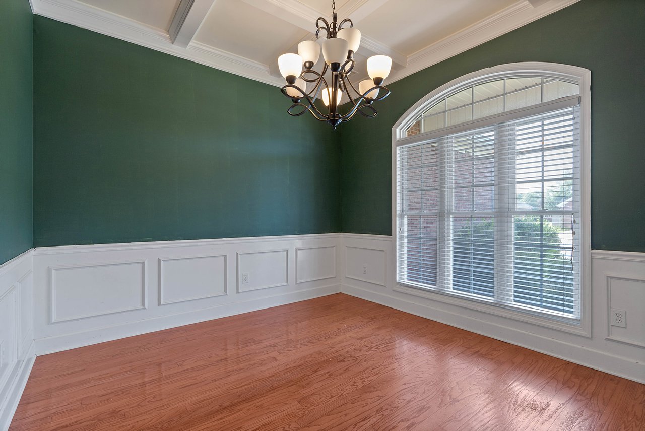 Spacious Home with Fenced Yard in Madison City Schools