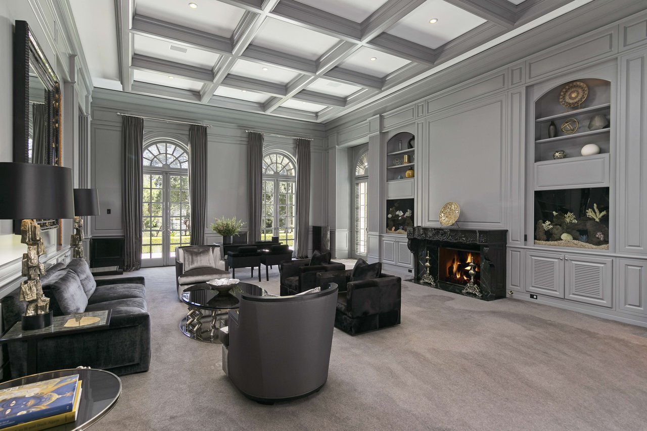The Manor, Holmby Hills