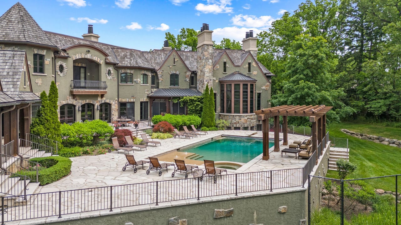 26565 Scenic Drive