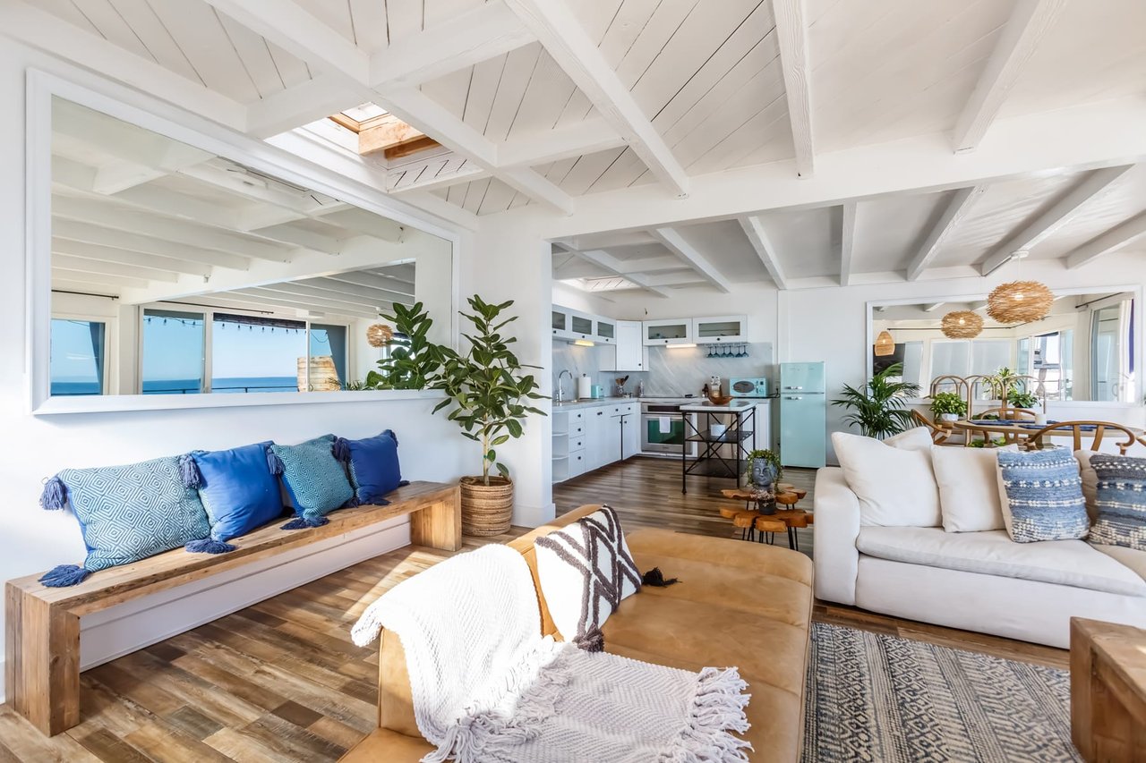 MALIBU BEACH HOUSE 50