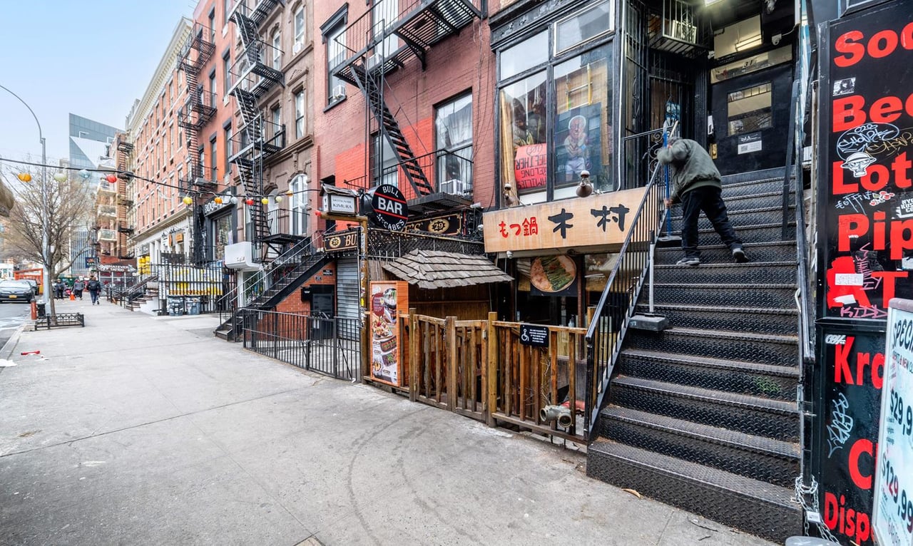 31 Saint Marks Place, Apt 6