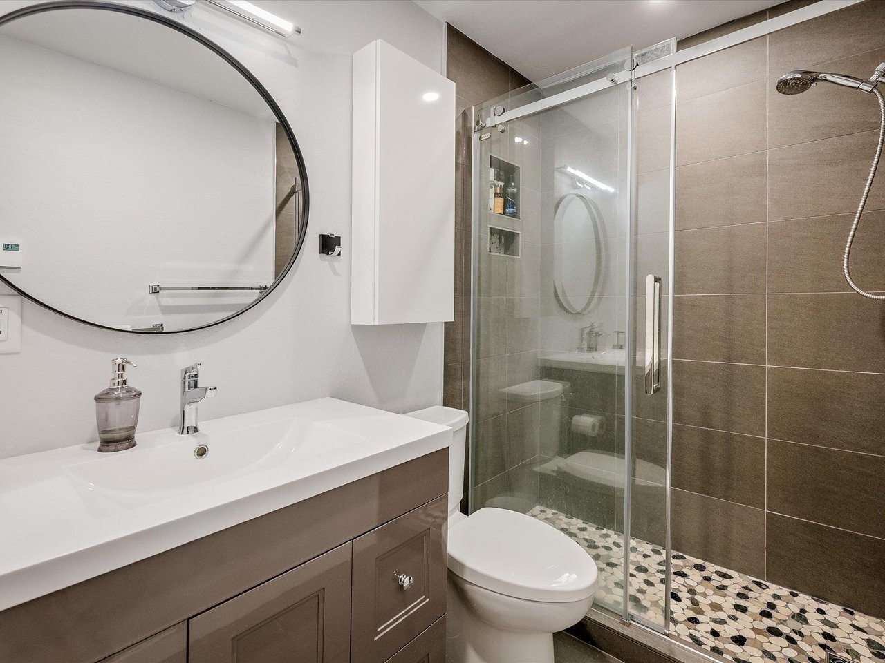 2294 Brandywine Way, Whistler