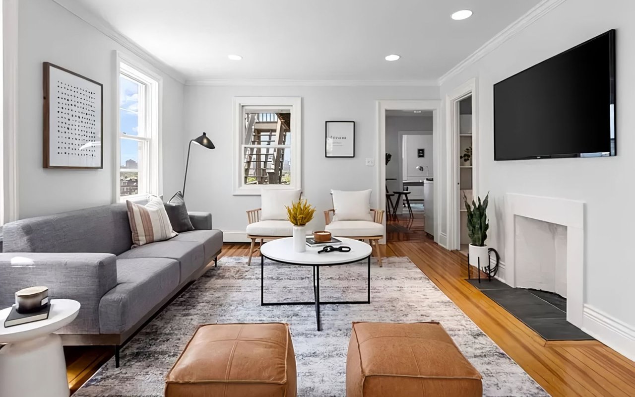292 Bunker Hill St APT 2