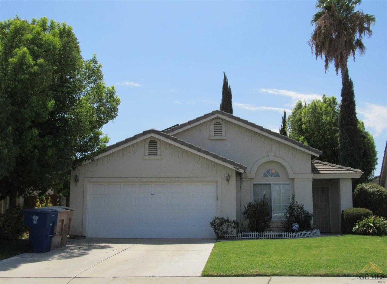 5007 Penwood Ct