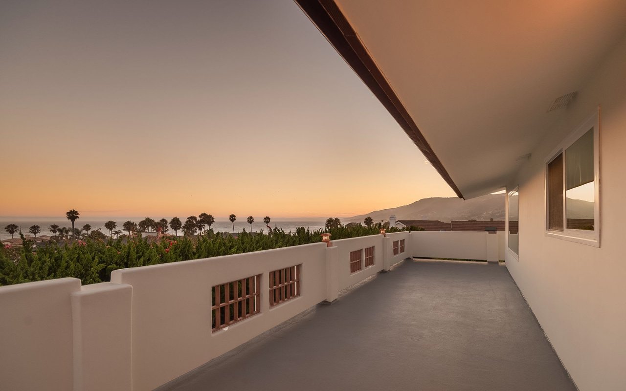 30506 Morning View Dr