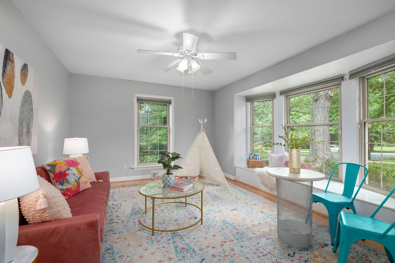 Dream Big or Live Simply on 2.26 Acres in Ladue