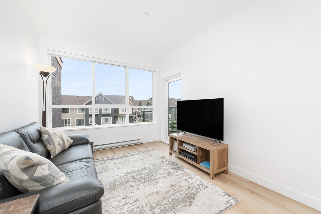 315-1892 Starling Dr