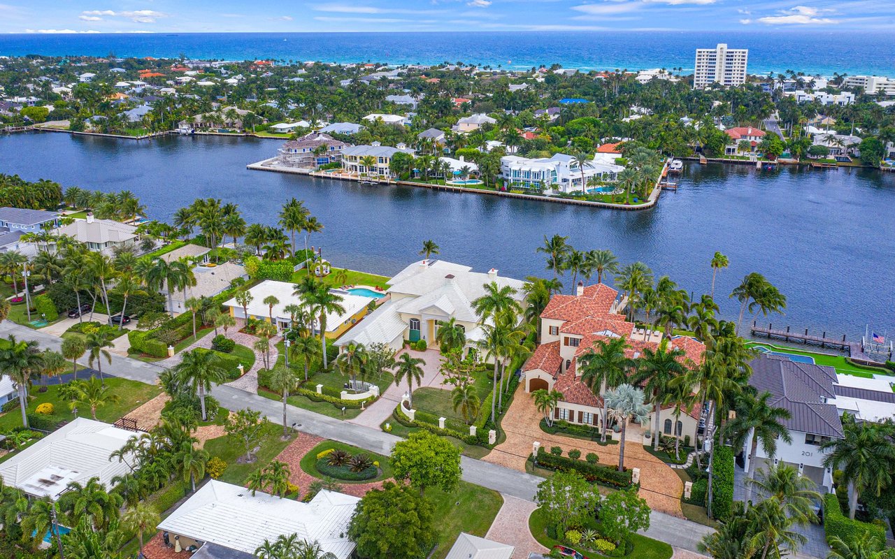 219 Palm Trl
