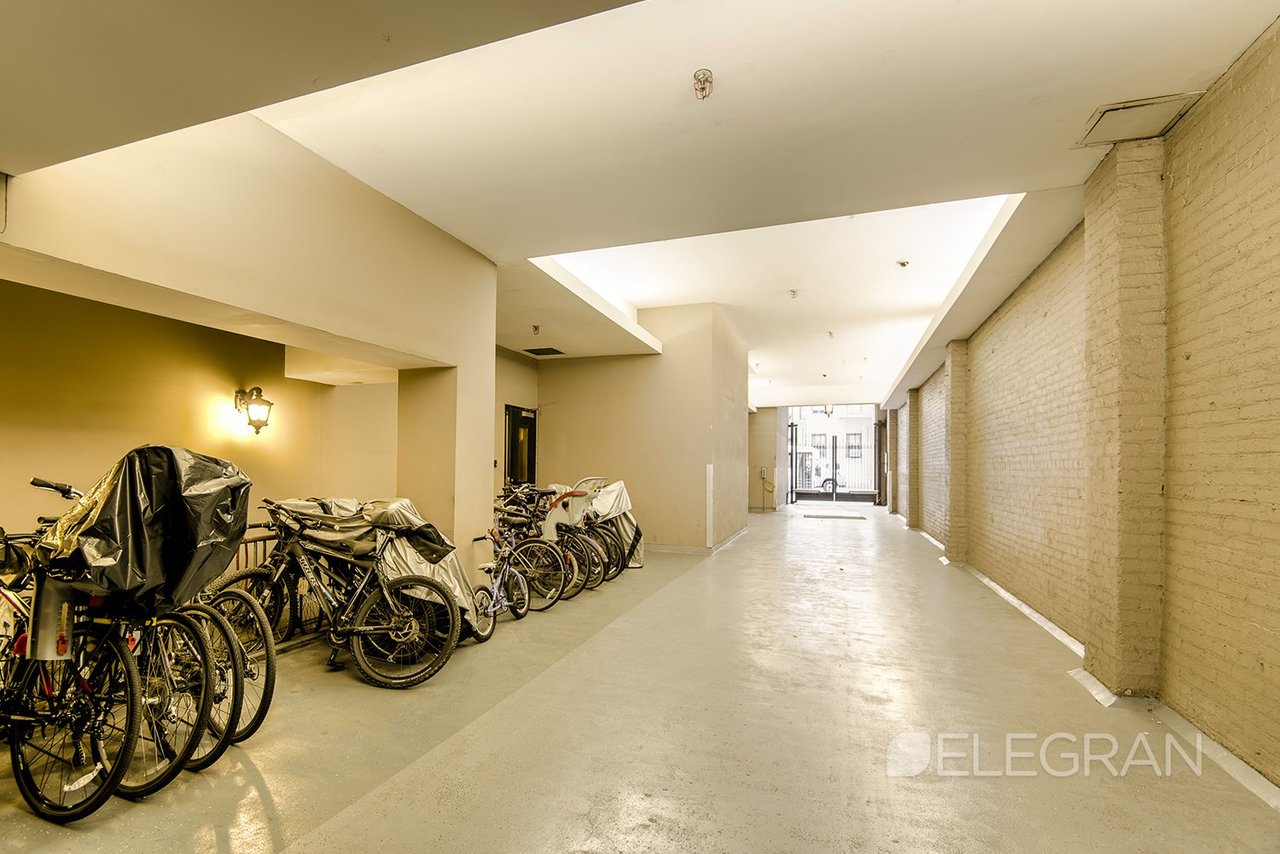 43 W 64TH ST