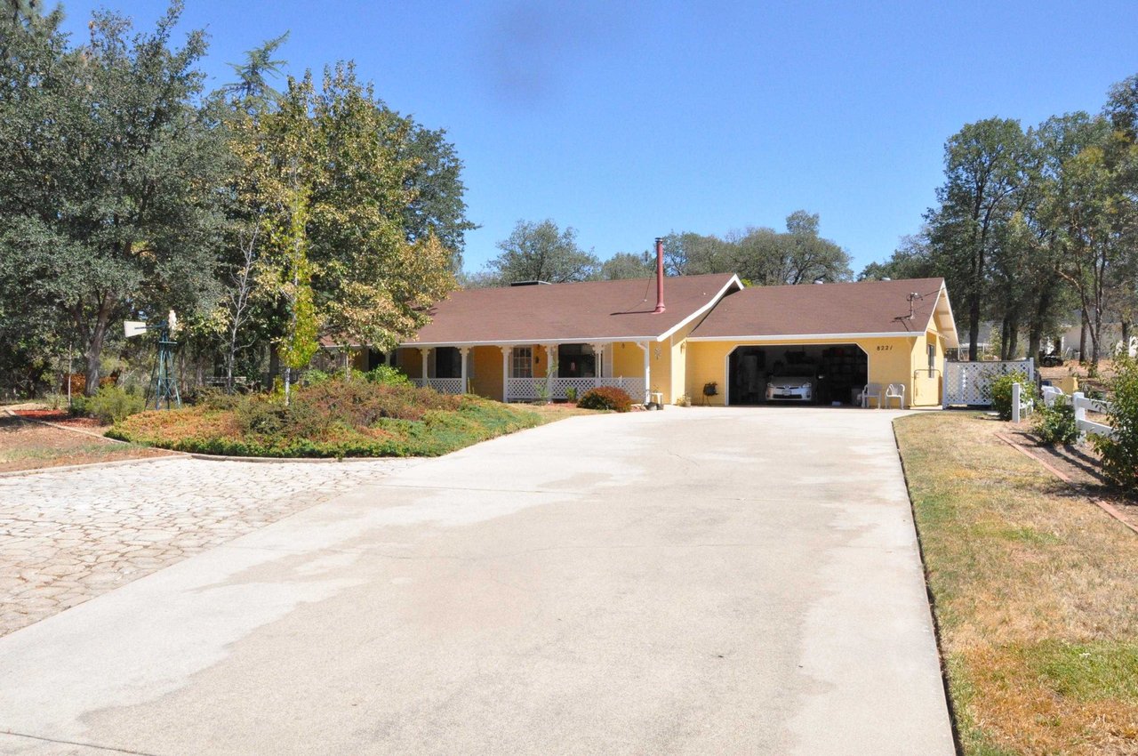 8221 Placer Rd