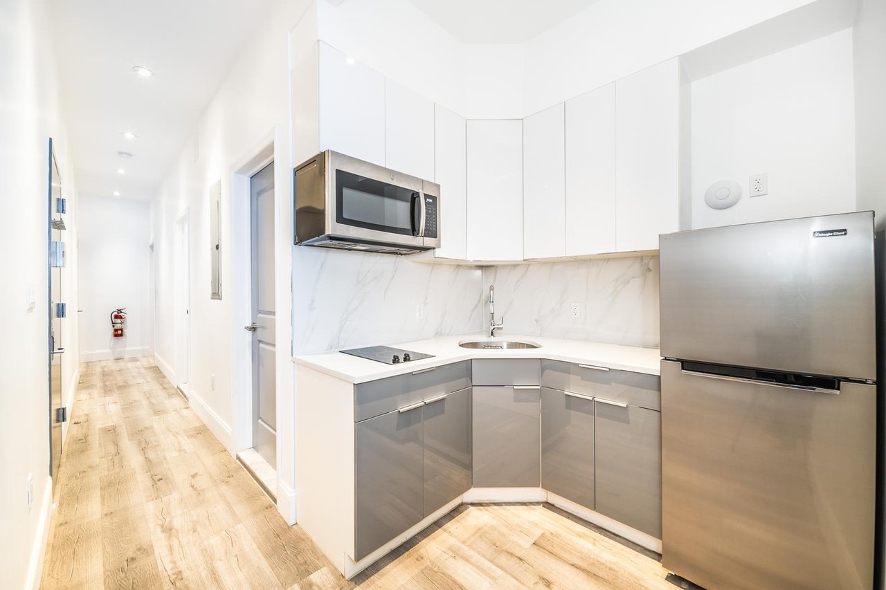 143 East 36th Street, Apt 3-F