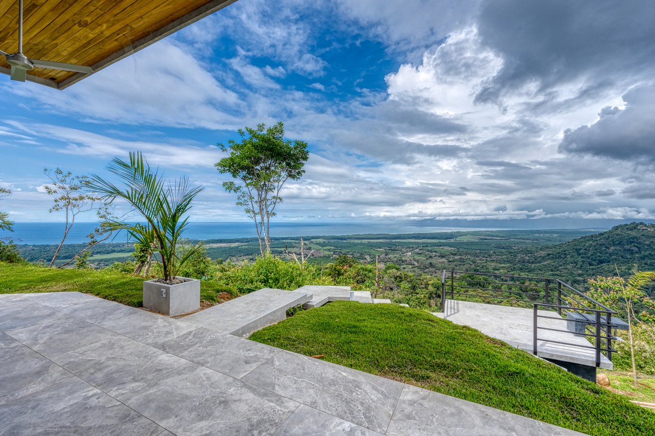 Private Rainforest View Luxury Estate, Dominical, Puntarenas