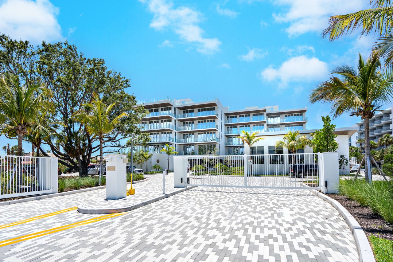 4651 GULF OF MEXICO DR #102