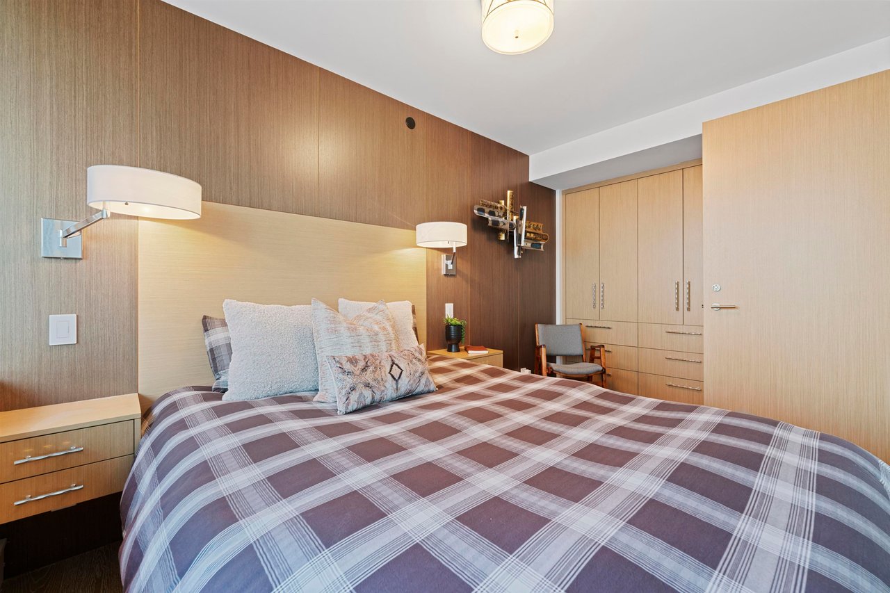 1006-1288 Marinaside Cres