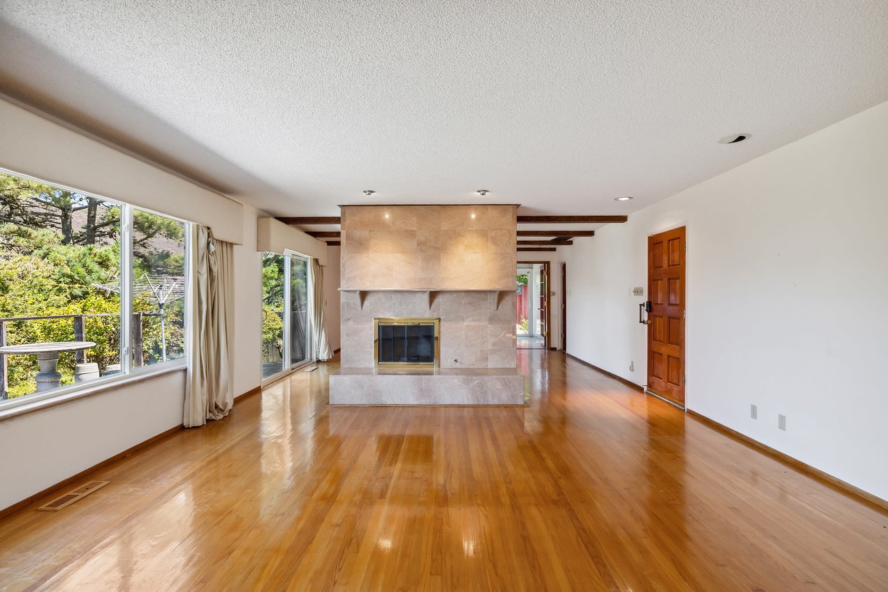 555 Talbot Ave