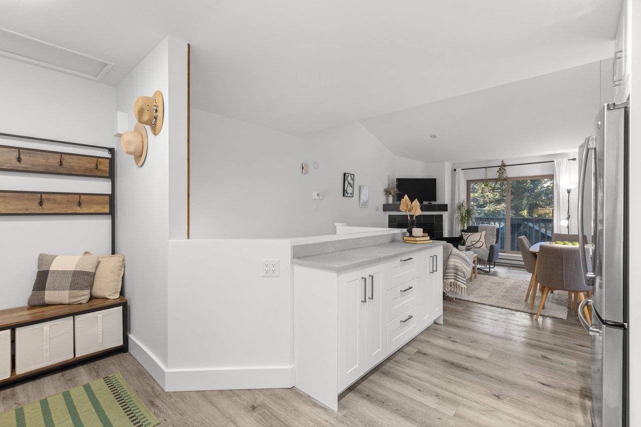 25-3102 Panorama Ridge