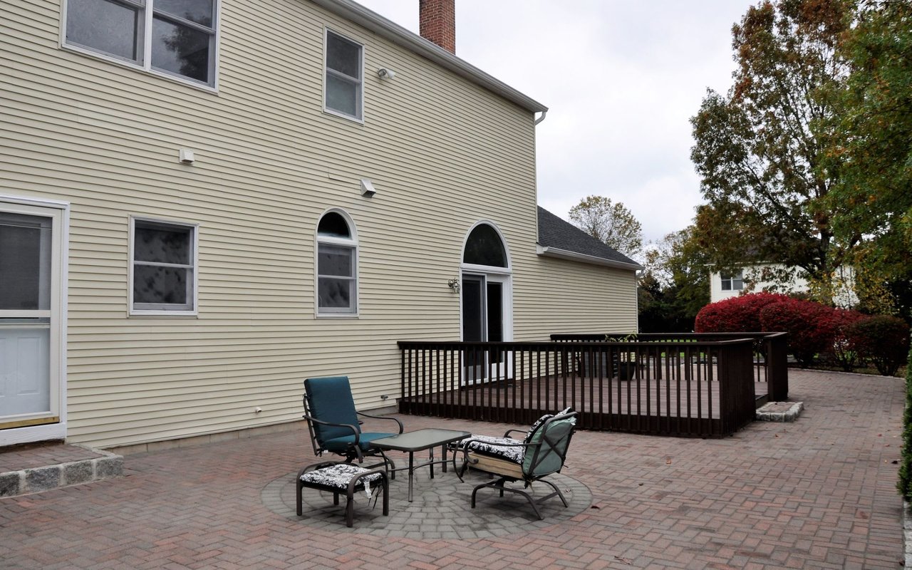 41 MILLBROOK DR
