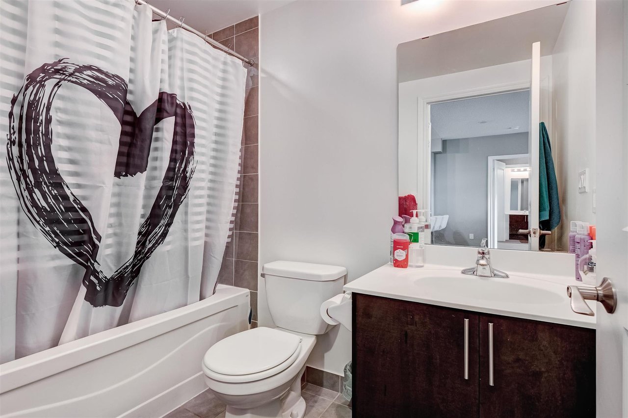 #1201 - 135 Wynford Dr