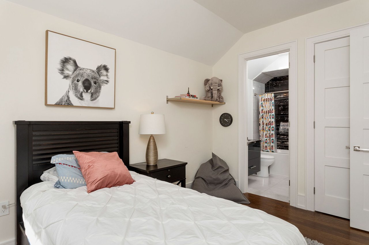 Exquisite Leaside Executive Detached Residence
