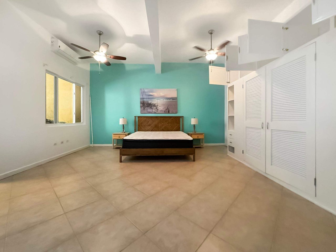 989 Luck Hill 2 Bedroom Apartment