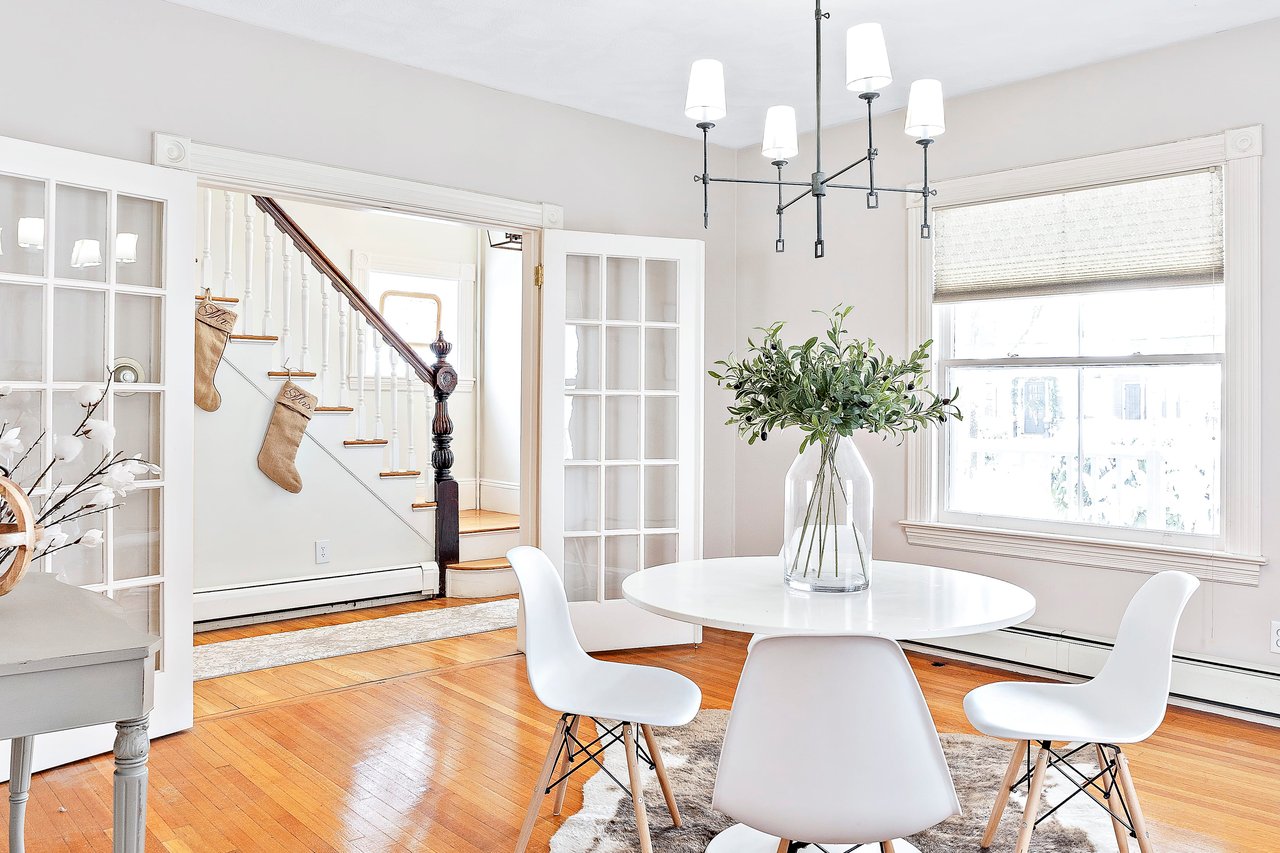 Unlock the Advantages of Selling Your Home During the Holidays