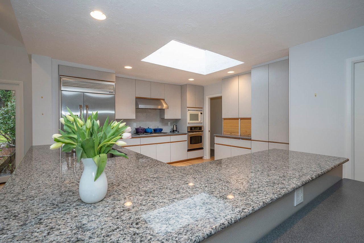 Modern Single Family Home 