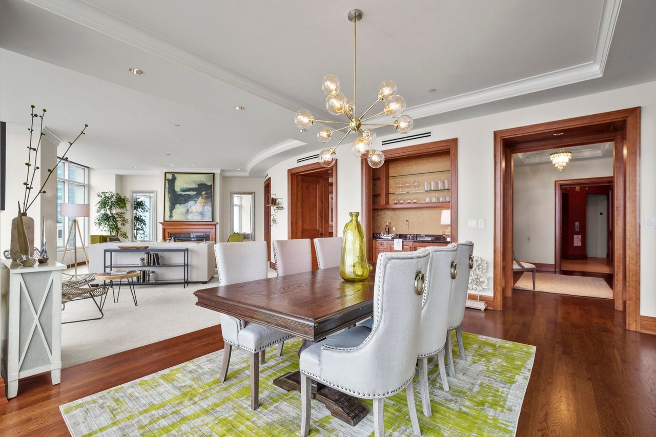 825 Prospect Ave. #2101 | University Club Tower Condo