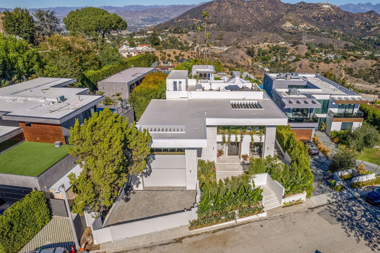 The Apex HH | 7115 Macapa Drive