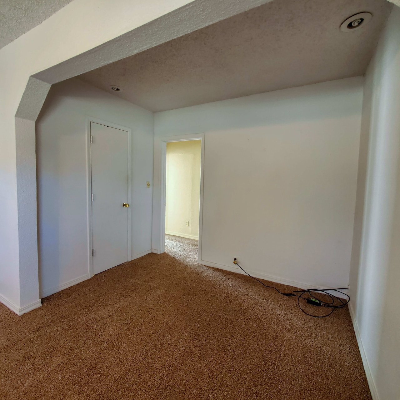 718 North Beard Ave