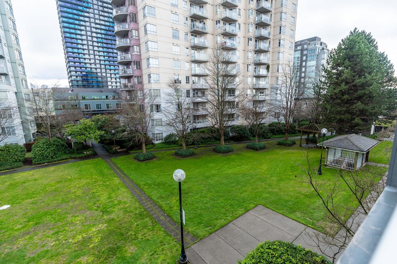 308-4990 Mcgeer Street, Vancouver