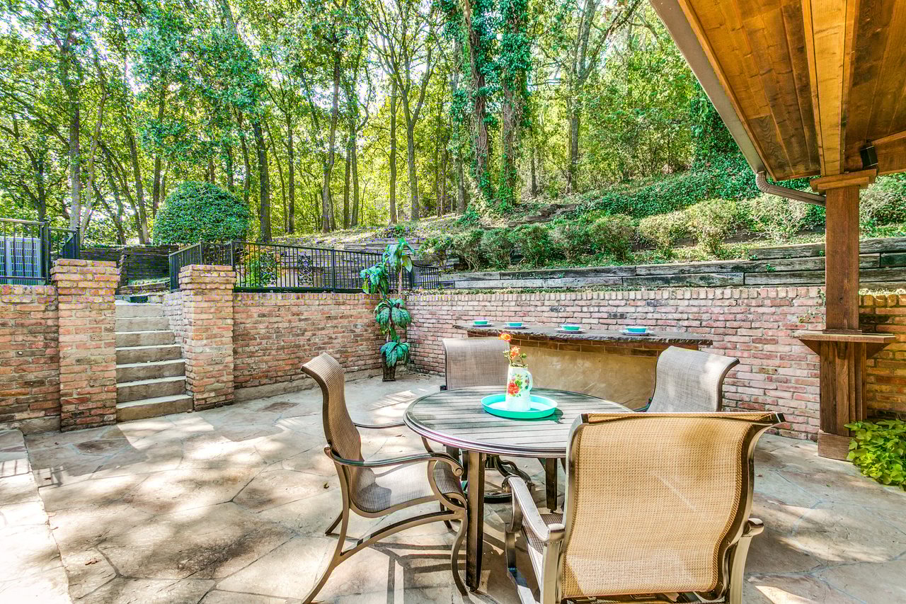 3031 Parr Lane