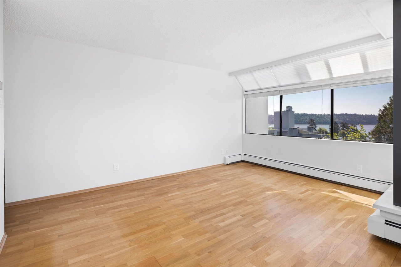 803-1737 Duchess Ave