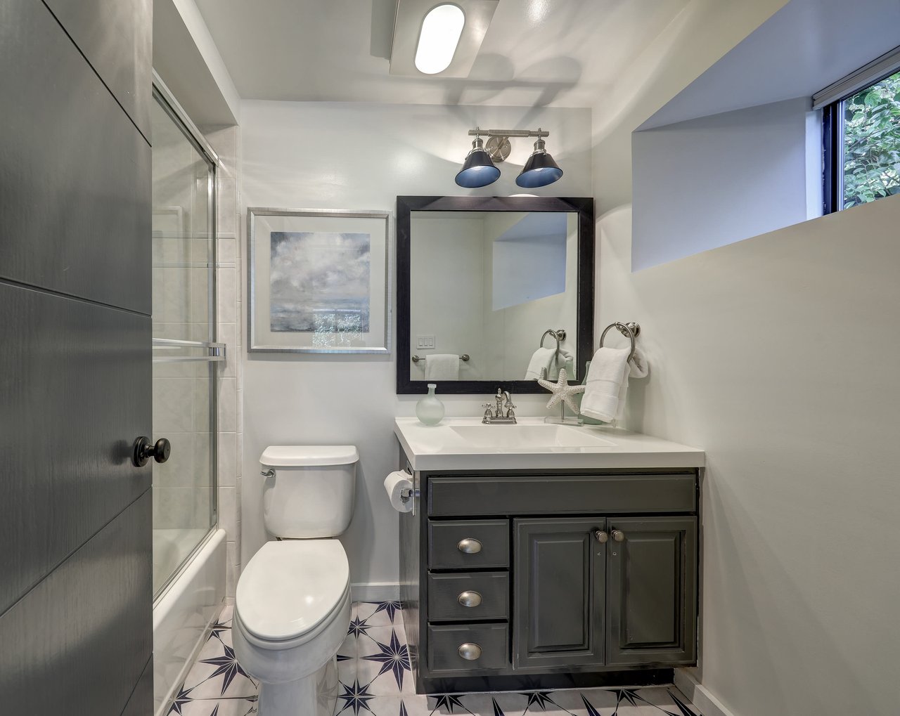 Newly Remodeled Home with Bay Views 