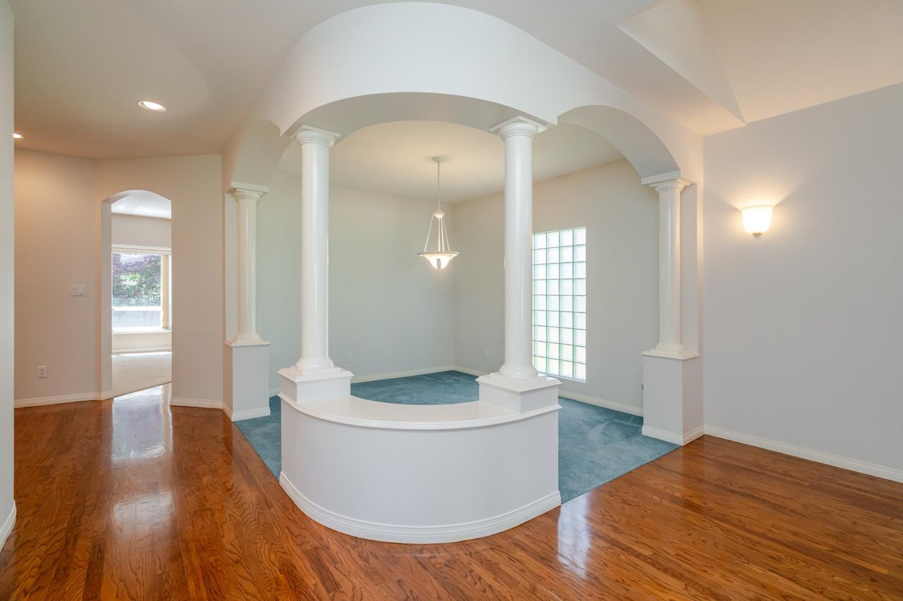 9-1881 144 St