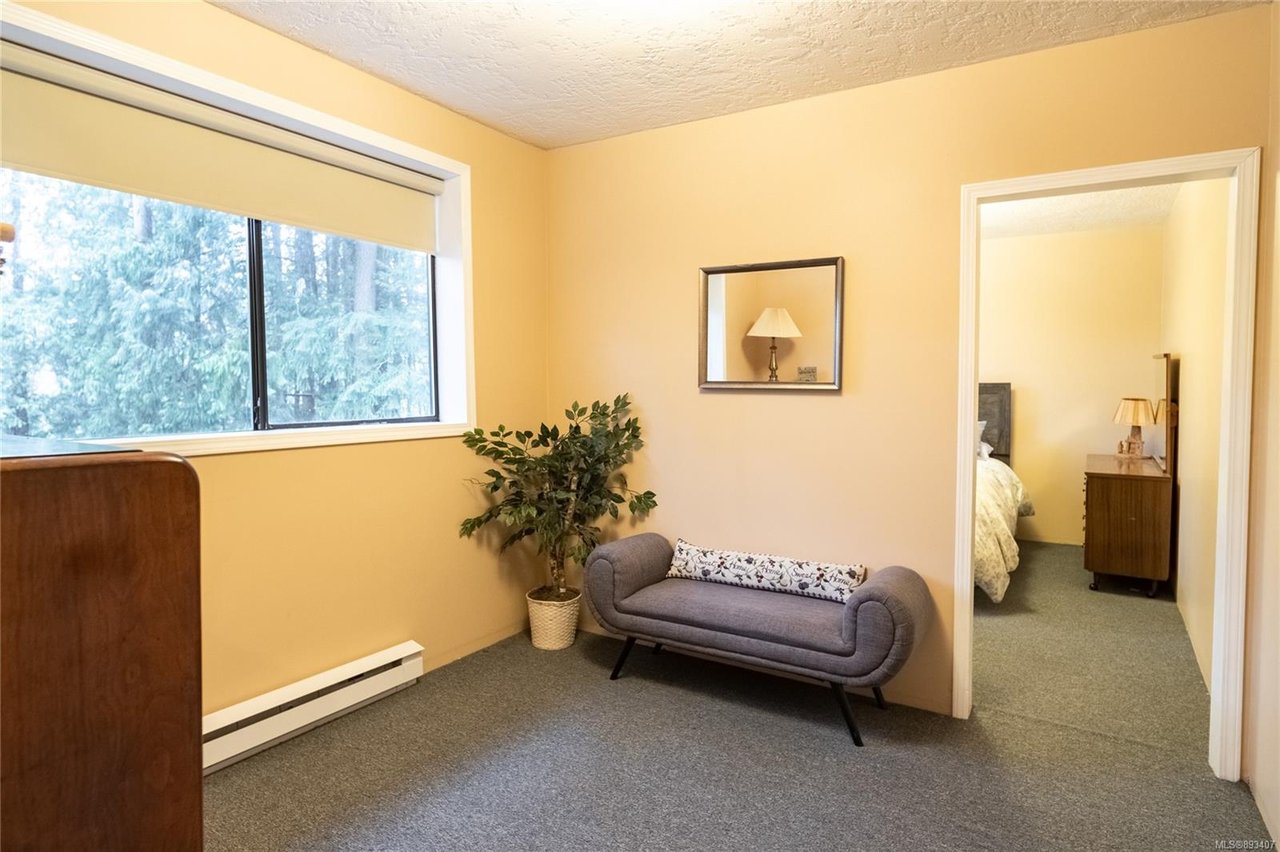 4105 Bridlewood Crt