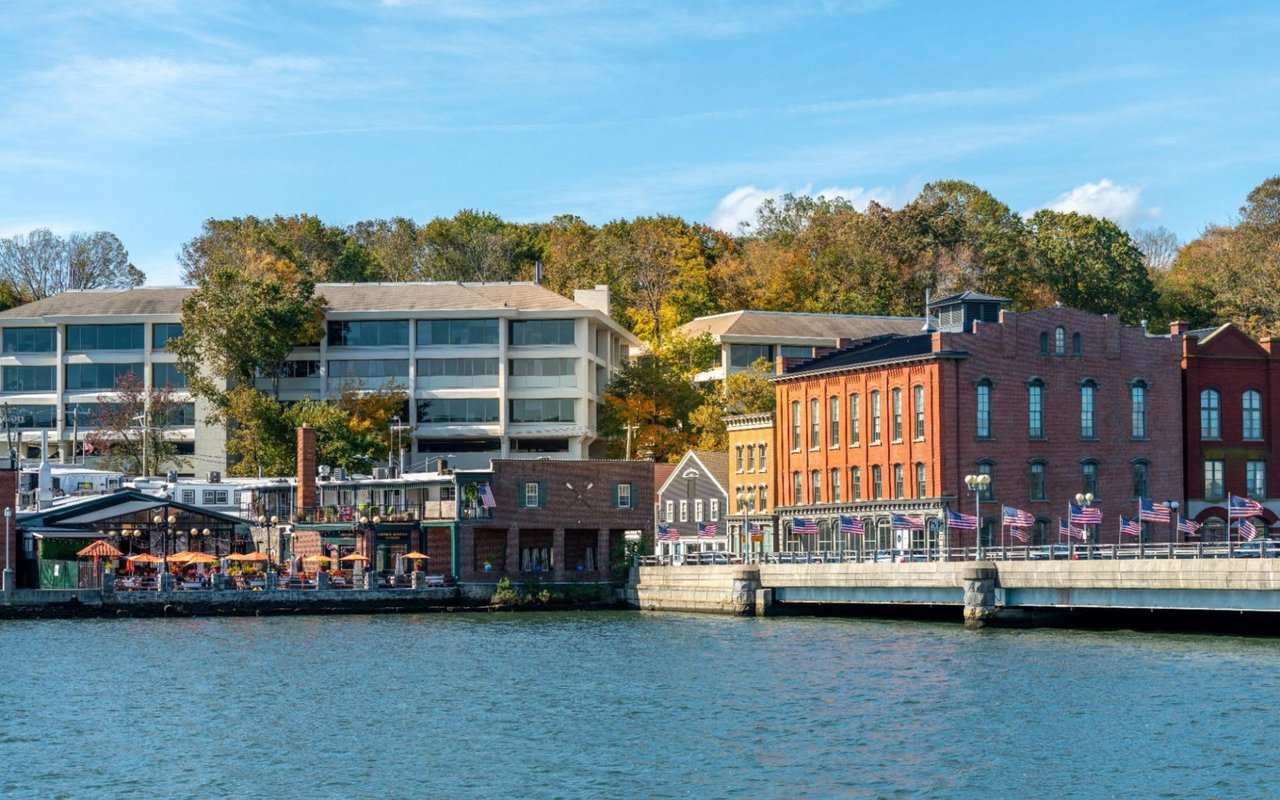 10 Restaurants For Lunch in Westport, CT