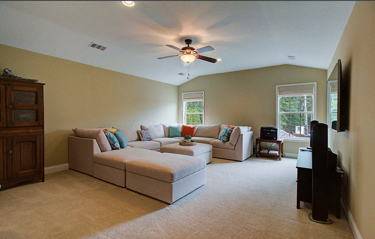 1851 Hidden Deer Ln