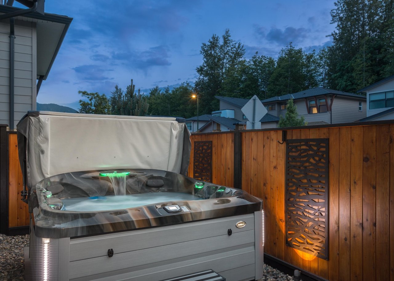 39279 Mockingbird Cres