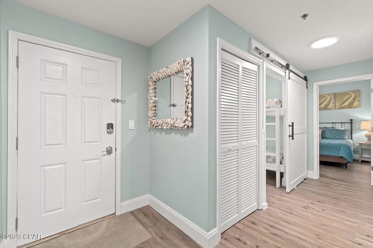 9902 S Thomas Drive Unit 1028