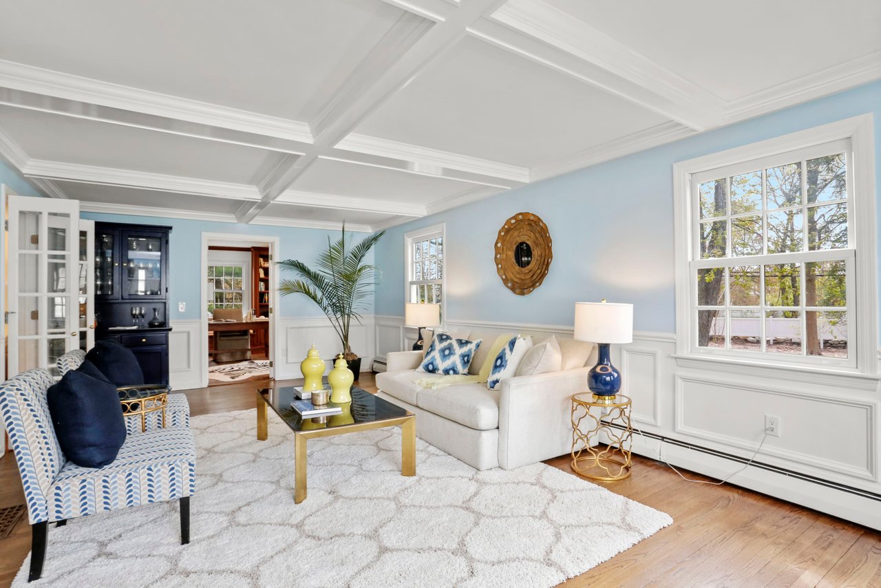 2 Pequot Drive
