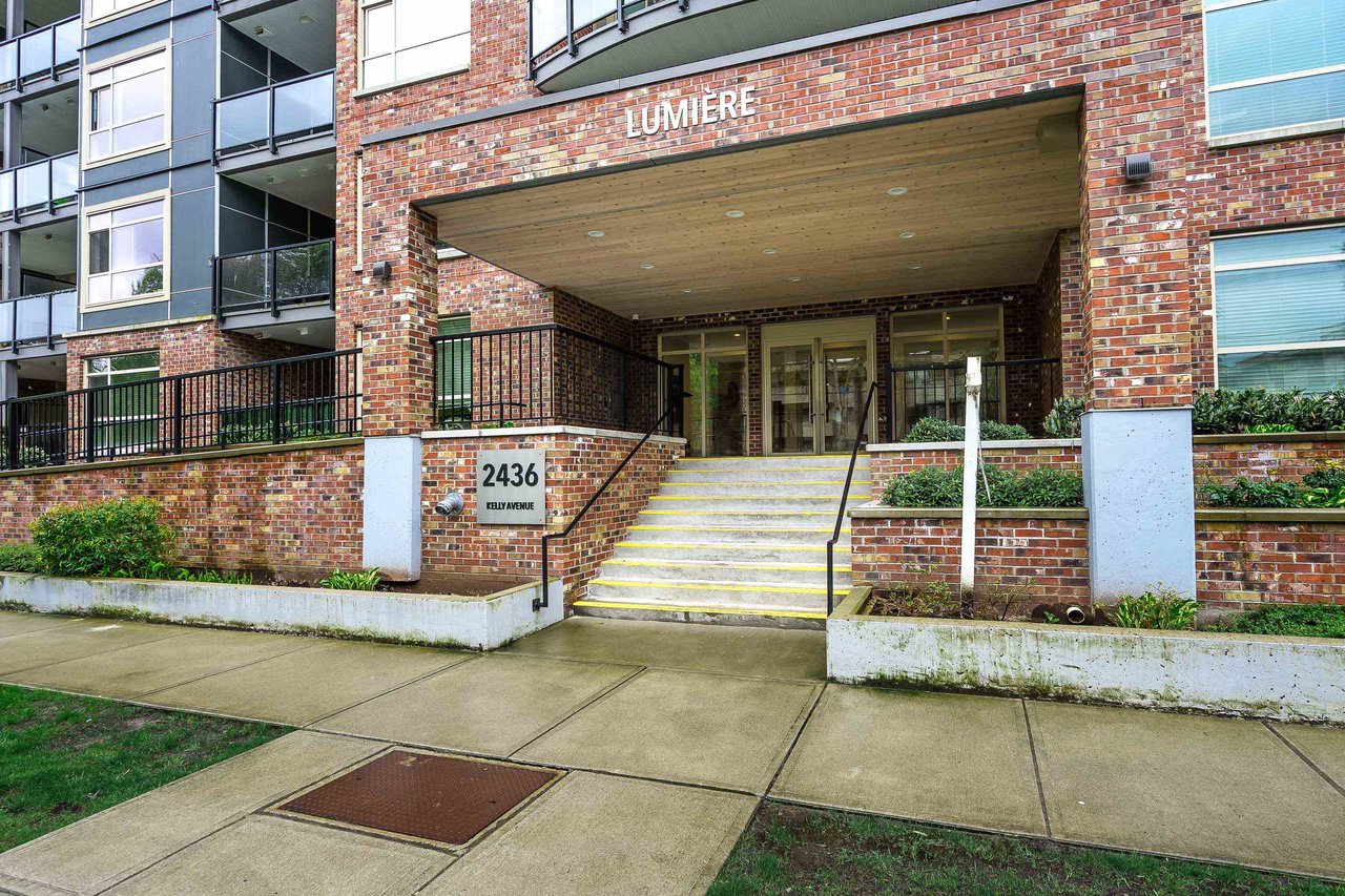 109-2436 Kelly Ave