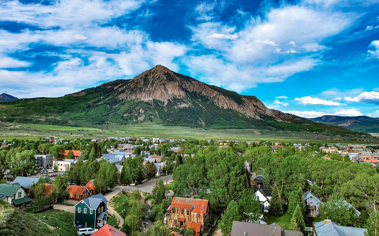  CRESTED BUTTE