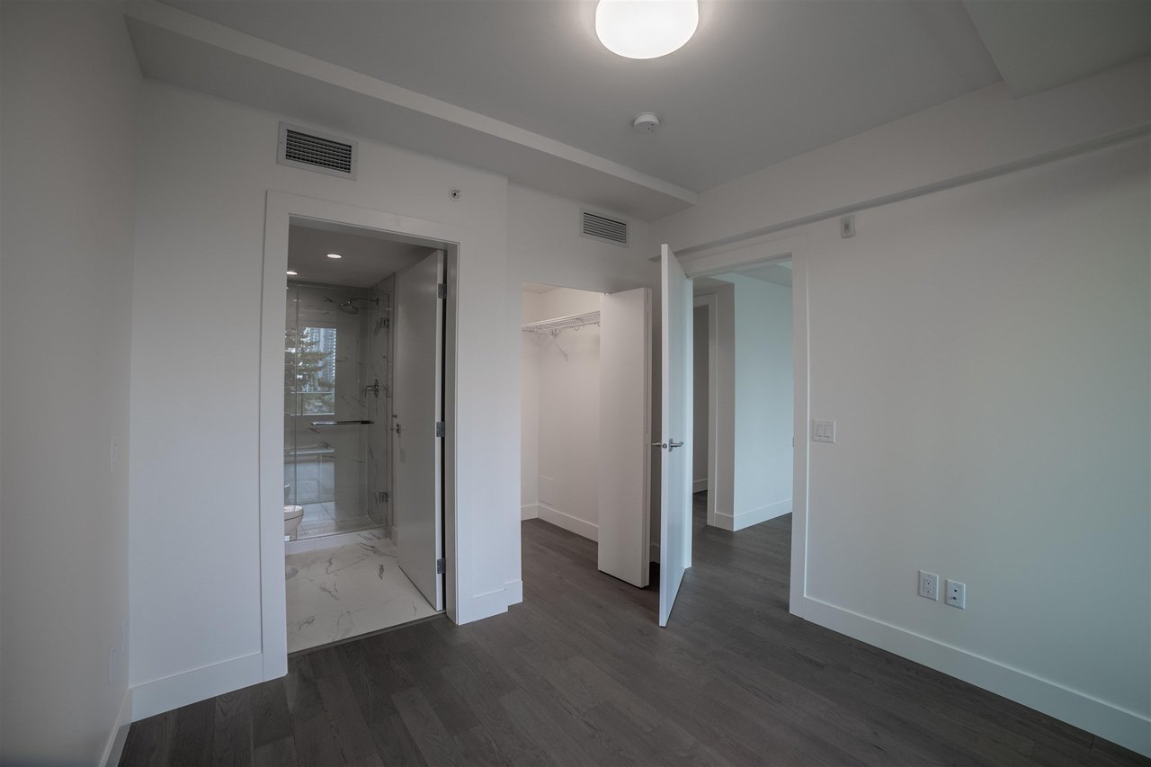 403-7777 Cambie St