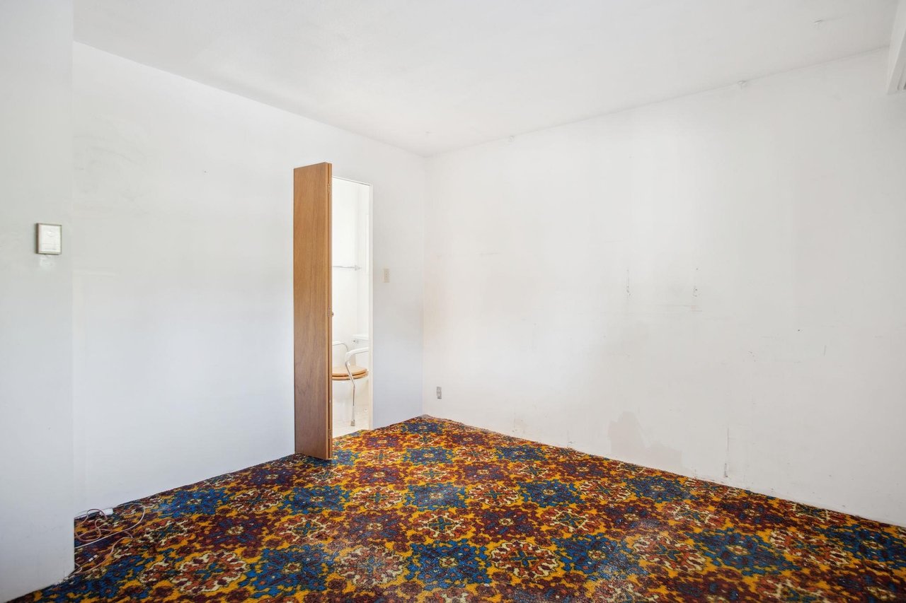 45 W 15th Ave