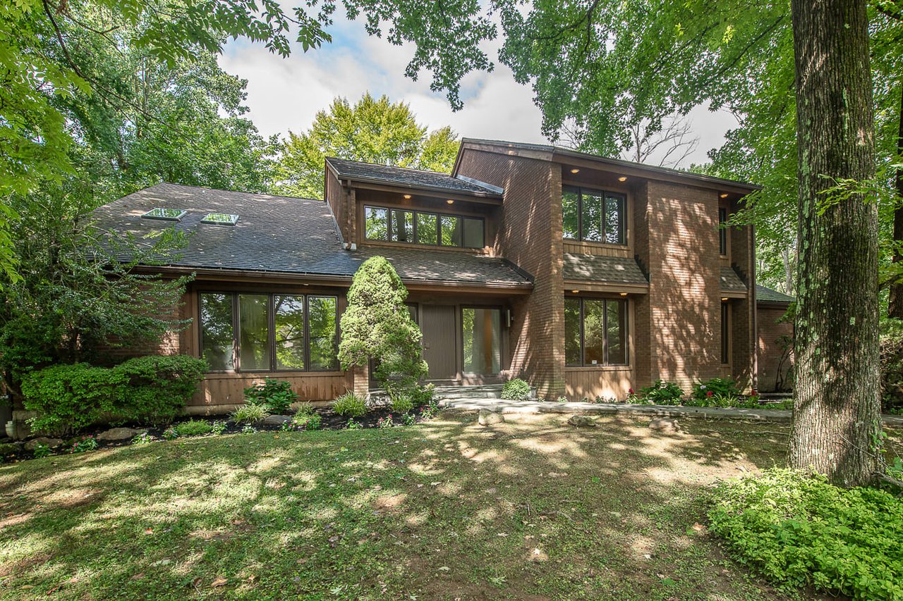 Bryn Mawr Custom Contemporary