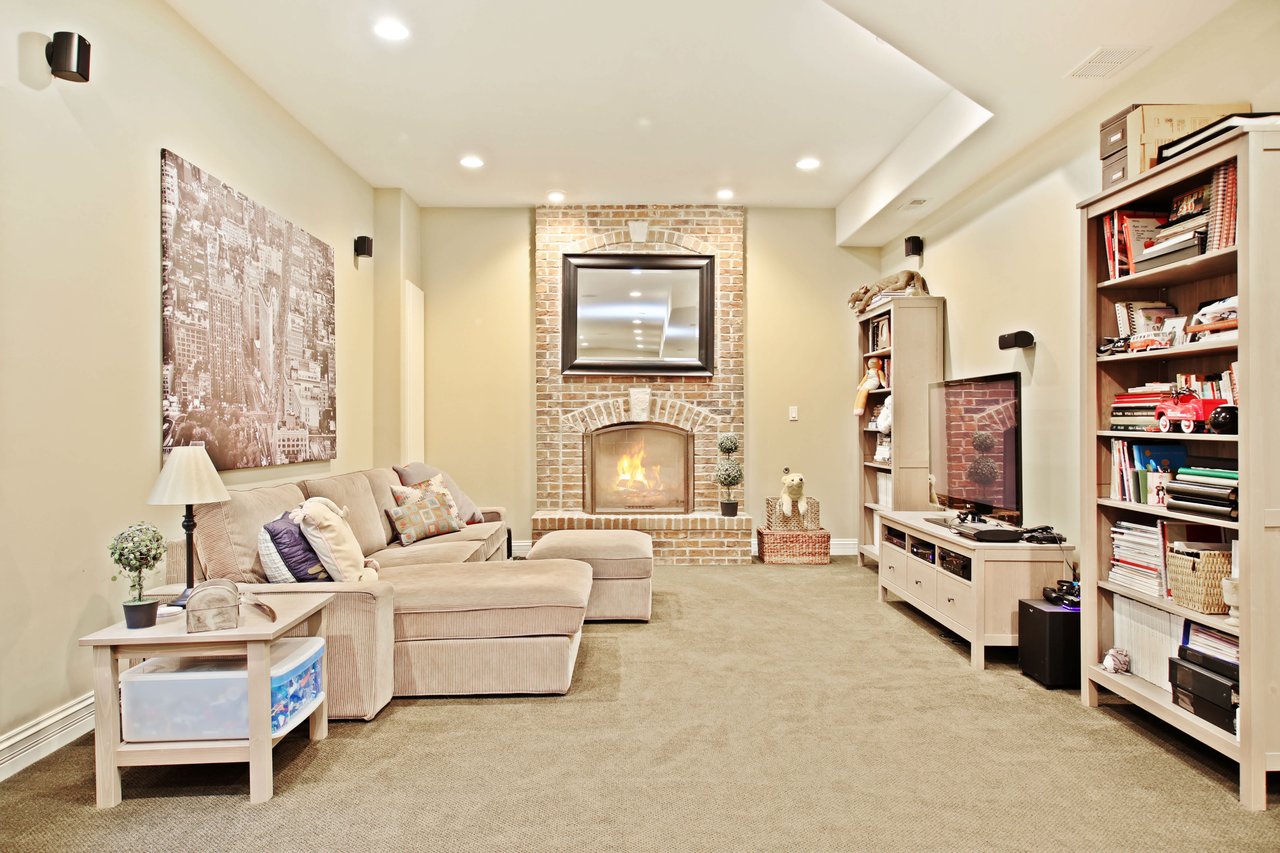 Appointed With Timeless Architecture & Unsurpassed Elegance