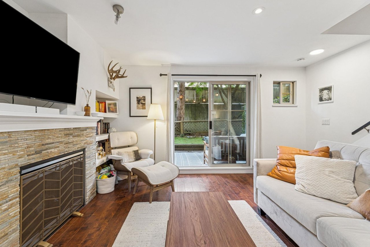 11-2375 W Broadway