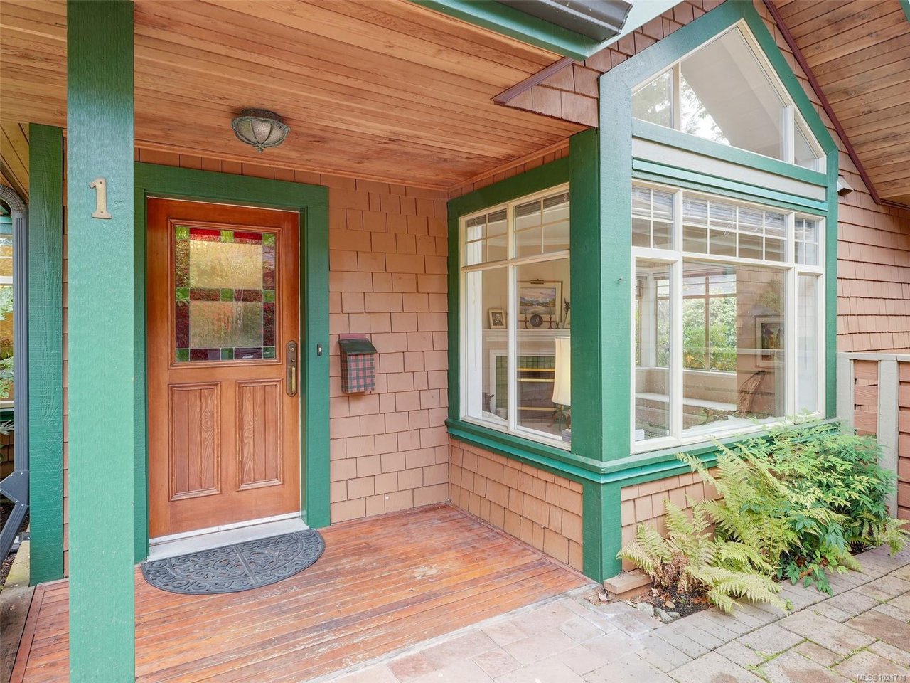1-2573 Kilgary Pl