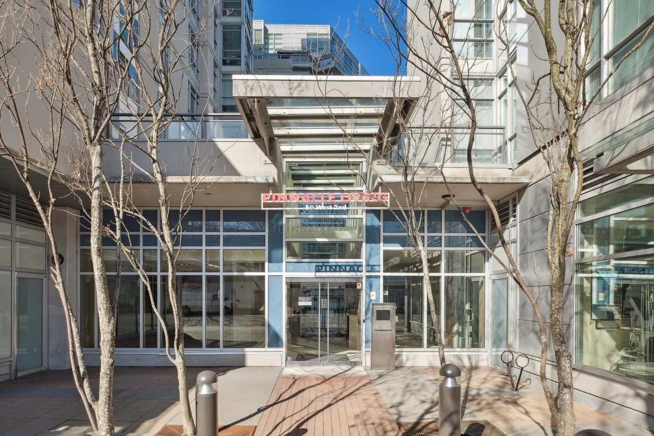 1101-89 W 2nd Ave