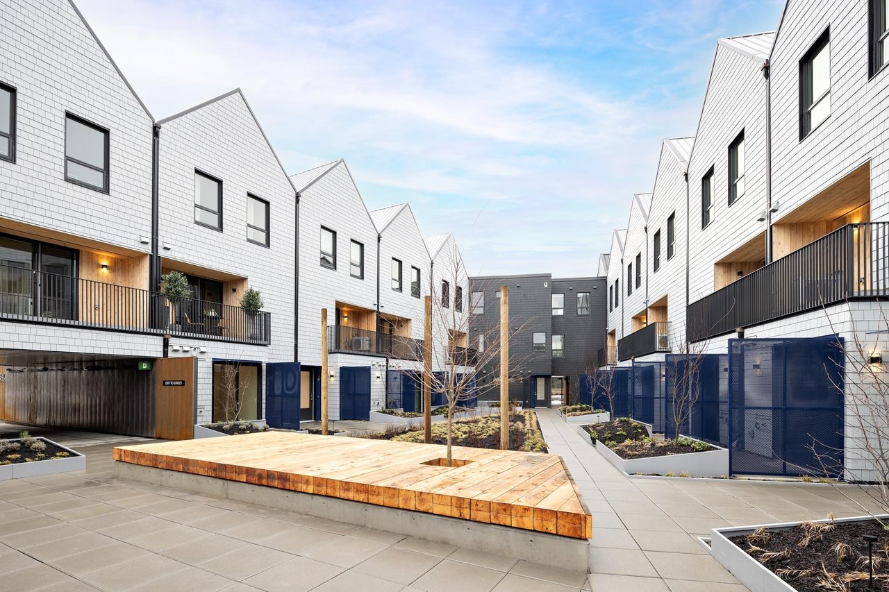 22-6340 Market Ave